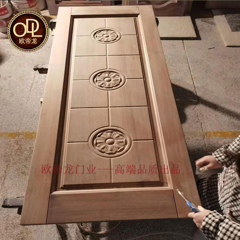 菠蘿格木門(mén)廠(chǎng)家如何選，菠蘿格木門(mén)怎樣才能買(mǎi)到性?xún)r(jià)比高的木門(mén)